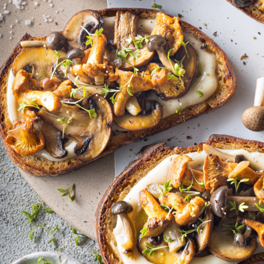 Holiday Appetizers and Cocktails Mon, Dec 8 5:00 PM